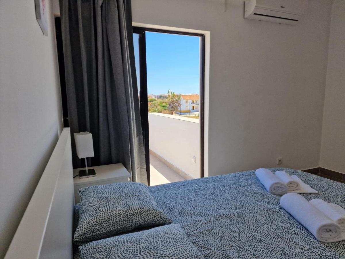 Brand New Apartment In ซาเกรส ภายนอก รูปภาพ