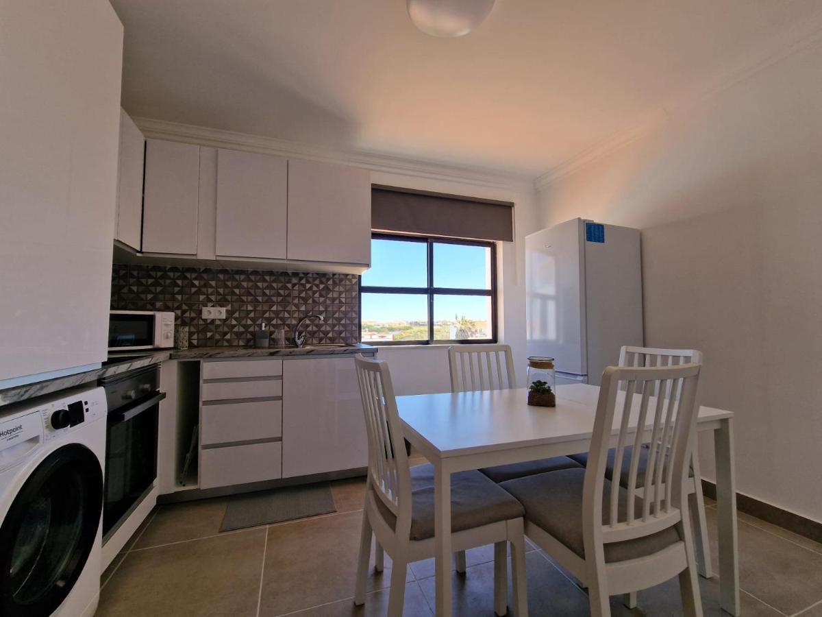Brand New Apartment In ซาเกรส ภายนอก รูปภาพ