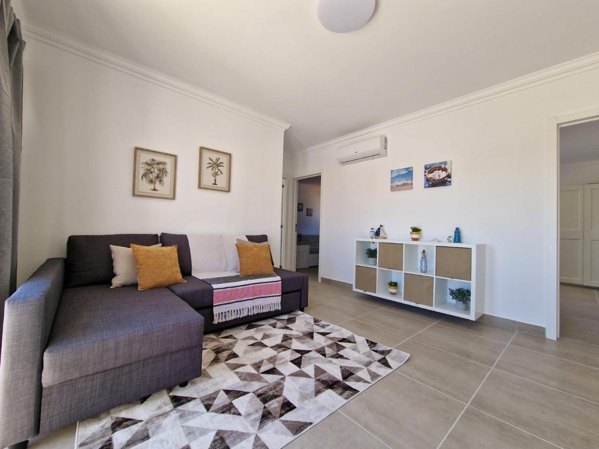 Brand New Apartment In ซาเกรส ภายนอก รูปภาพ