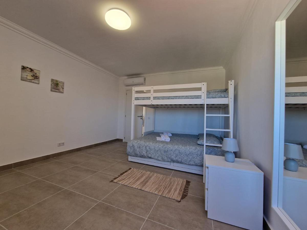 Brand New Apartment In ซาเกรส ภายนอก รูปภาพ