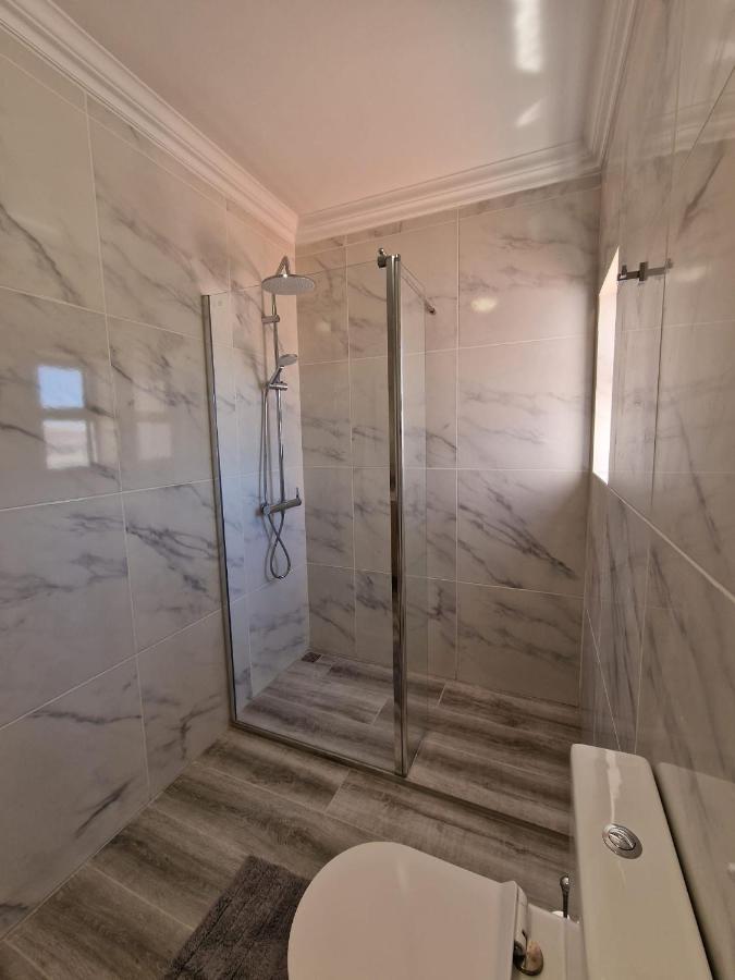 Brand New Apartment In ซาเกรส ภายนอก รูปภาพ