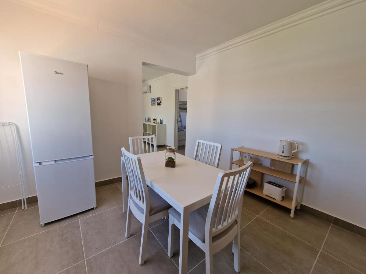 Brand New Apartment In ซาเกรส ภายนอก รูปภาพ