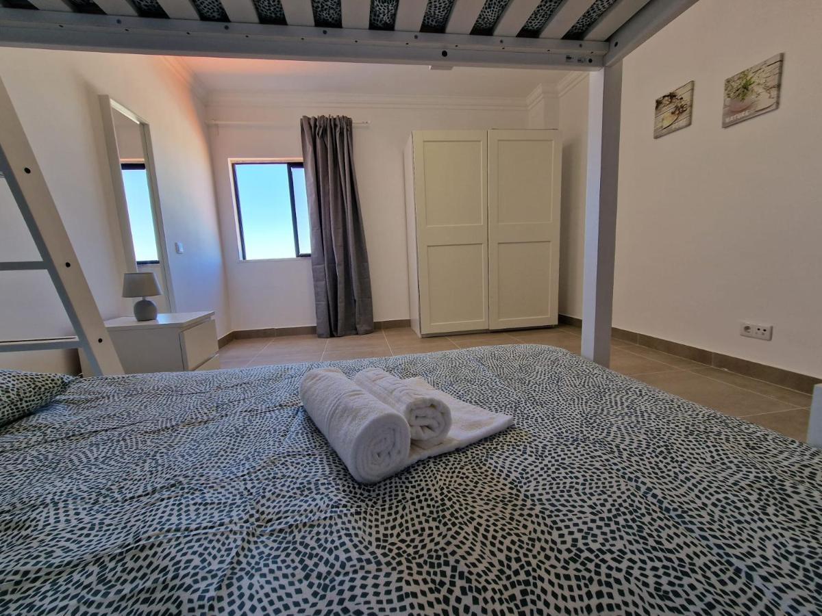 Brand New Apartment In ซาเกรส ภายนอก รูปภาพ