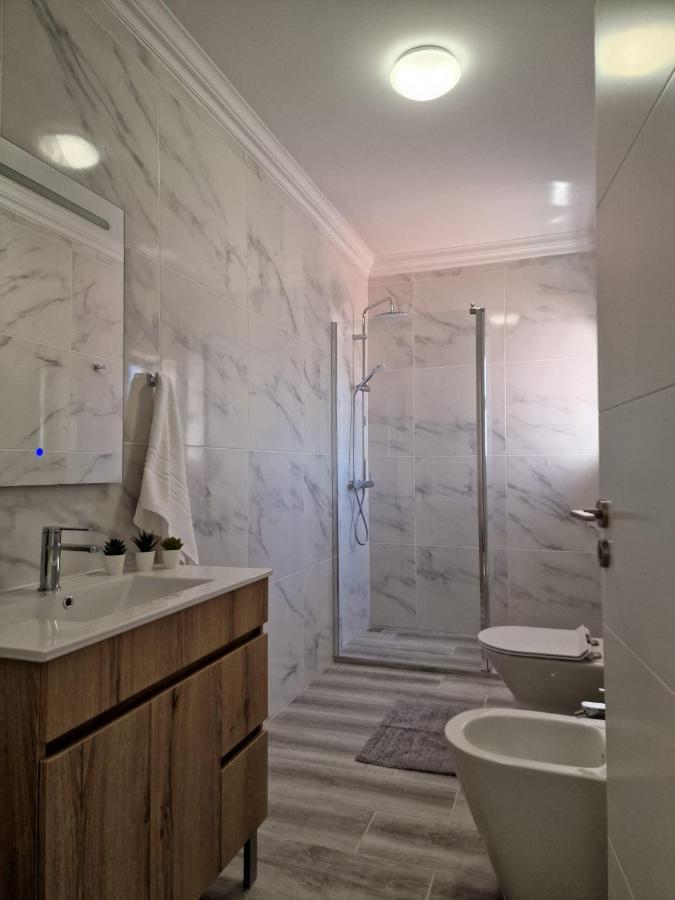 Brand New Apartment In ซาเกรส ภายนอก รูปภาพ